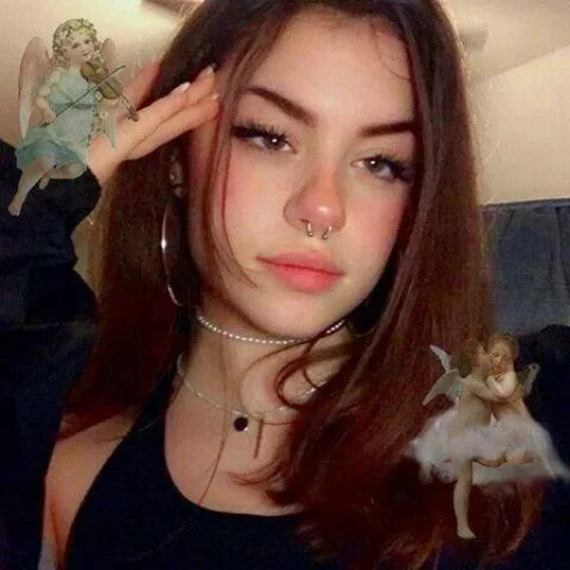❤️ Стикер «Hannah» для Telegram