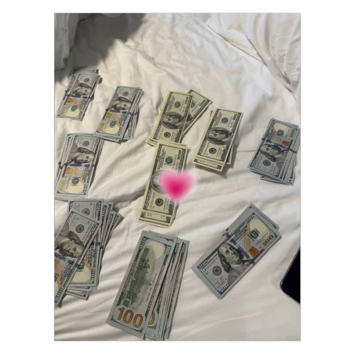🫥 Стикер «love money» для Telegram