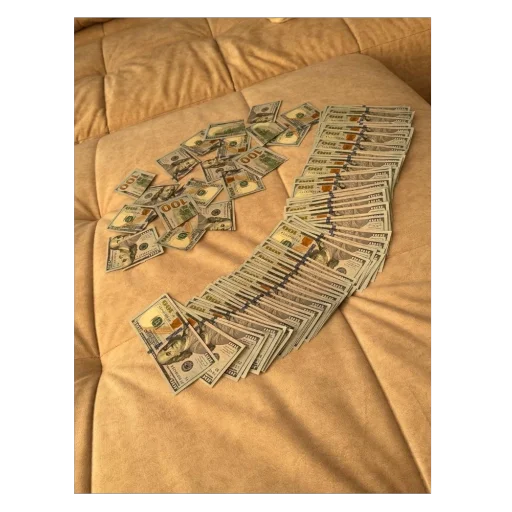 🫥 Стикер «love money» для Telegram