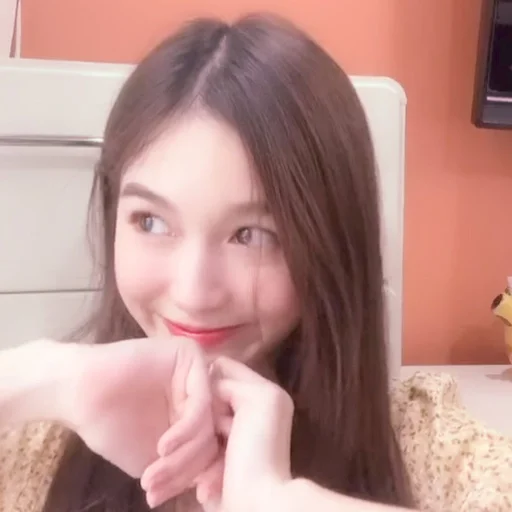 🦢 Стикер «LOVE PATTRANITE» для Telegram