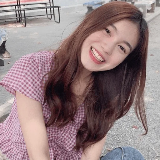 ❤️ Стикер «lee si young» для Telegram