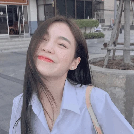 ❤️ Стикер «lee si young» для Telegram
