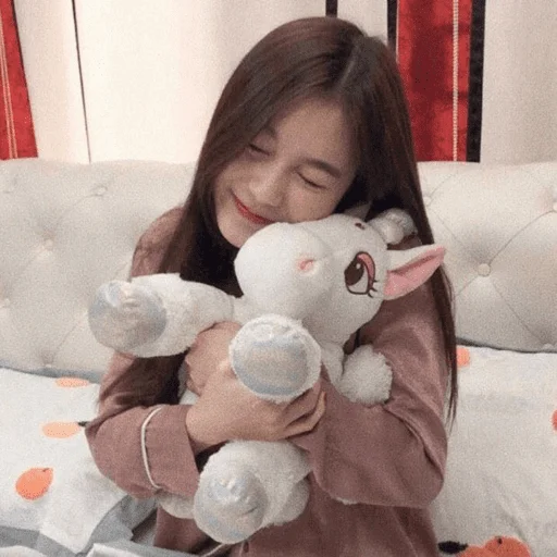 ❤️ Стикер «lee si young» для Telegram