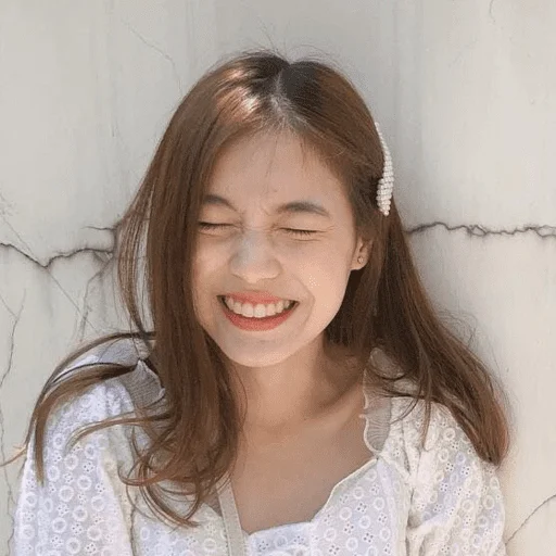 ❤️ Стикер «lee si young» для Telegram