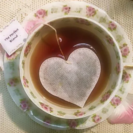 💖 Стикер «loves» для Telegram