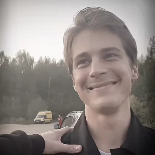 🤍 Стикер «ivan yankovsky» для Telegram
