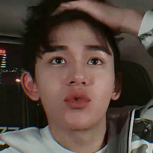 🌋 Стикер «Lucas» для Telegram