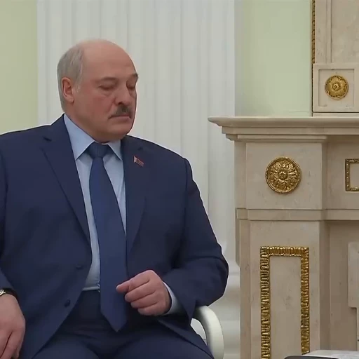 😔 Стикер «Лукашенко Беларусь» для Telegram