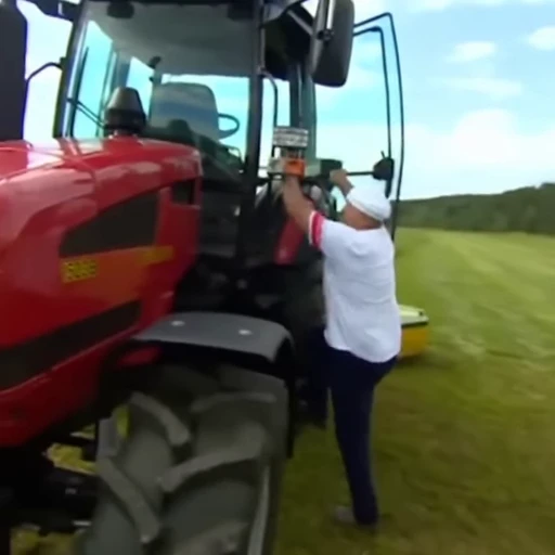 🚜 Стикер «Лукашенко Беларусь» для Telegram