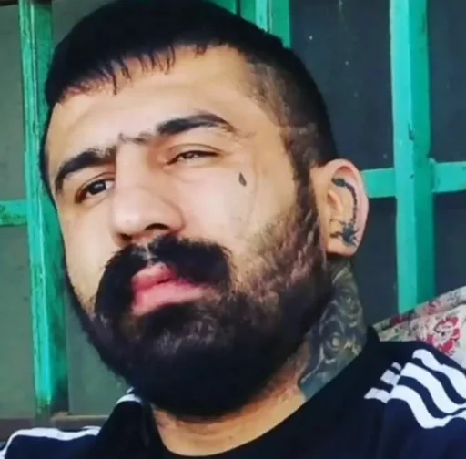 🙄 Стикер «لوتیان» для Telegram