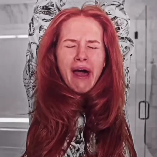 🍬 Стикер «Madelaine Petsch» для Telegram