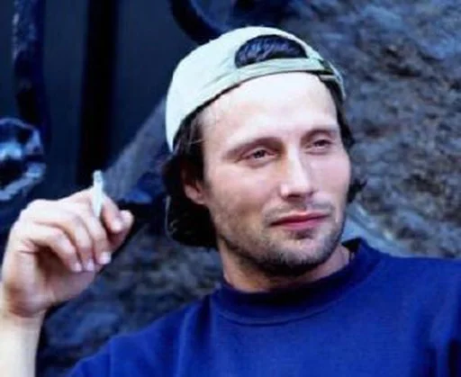 ☺️ Стикер «beloved mads» для Telegram