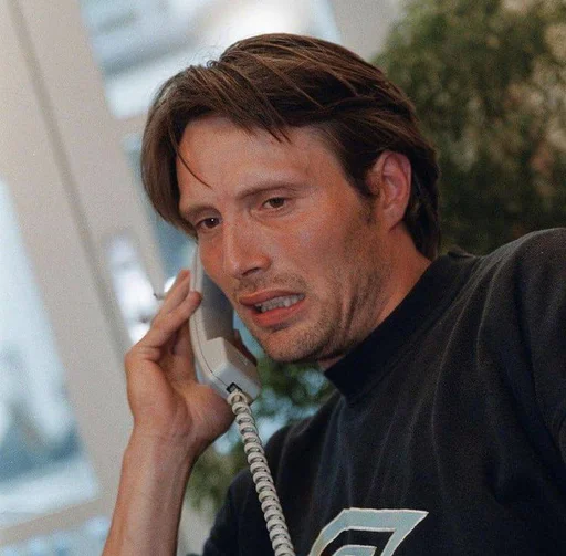 😬 Стикер «beloved mads» для Telegram