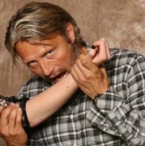 👅 Стикер «beloved mads» для Telegram