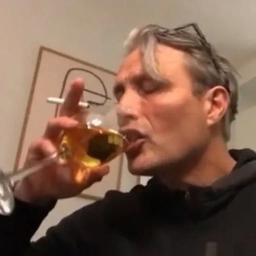 🍷 Стикер «Mads Mikkelsen» для Telegram