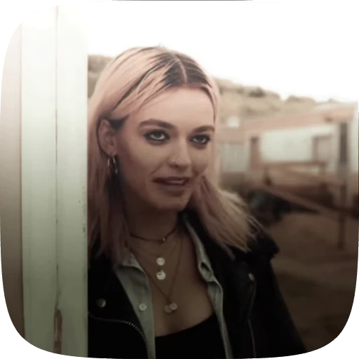 💖 Стикер «Эмма Маки» для Telegram