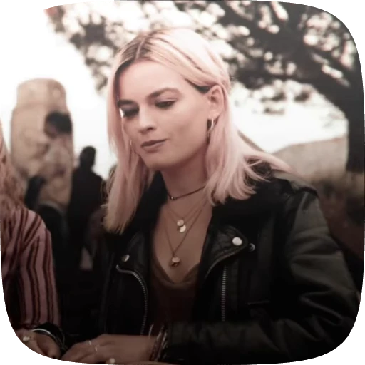 💖 Стикер «Эмма Маки» для Telegram