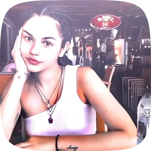 🤎 Стикер «Мэгги Линдеманн» для Telegram