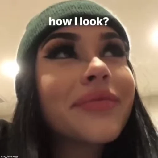 😐 Стикер «Maggie Lindemann» для Telegram
