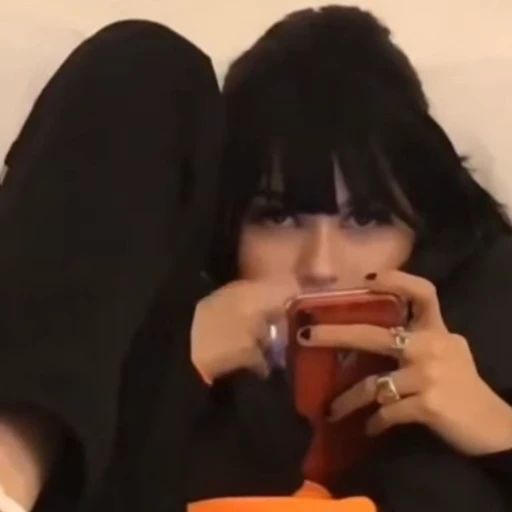 😐 Стикер «Maggie Lindemann» для Telegram