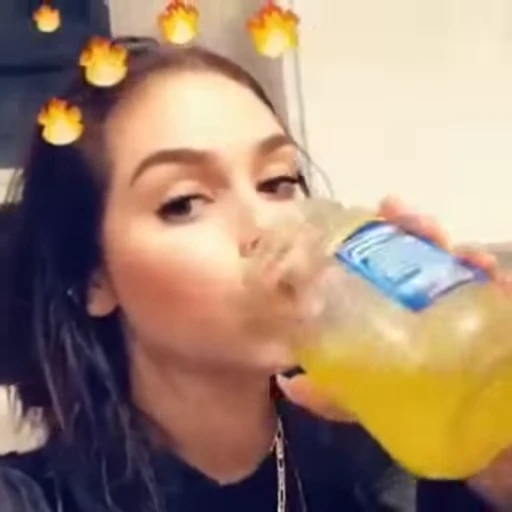 😐 Стикер «Maggie Lindemann» для Telegram