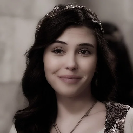 🍒 Стикер «Mahfiruz Hatice Sultan» для Telegram