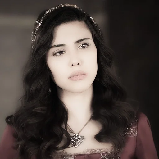 🍒 Стикер «Mahfiruz Hatice Sultan» для Telegram