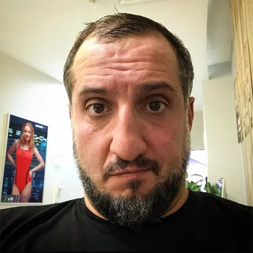 🤨 Стикер «maikl ny» для Telegram