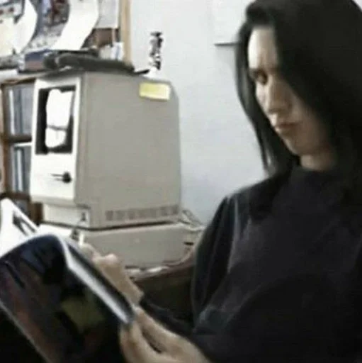 🤨 Стикер «M.Manson» для Telegram
