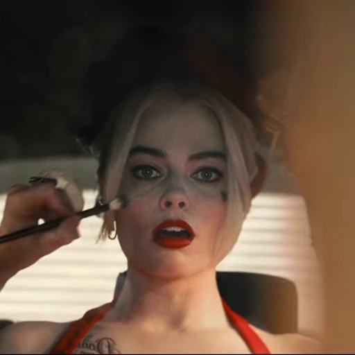 🍫 Стикер «Margot Robbie» для Telegram