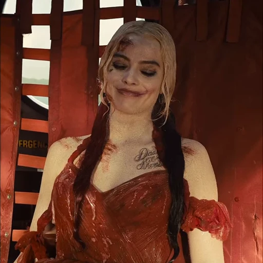 🍫 Стикер «Margot Robbie» для Telegram