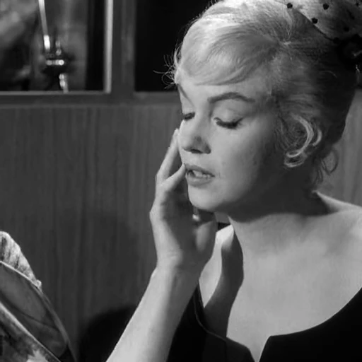 📽️ Стикер «Marilyn Monroe» для Telegram