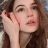 Стикер 11 Марьяна Ро Еще