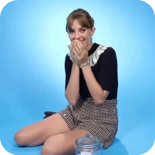🍓 Стикер «Майя Хоук» для Telegram