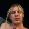 Стикер 20 Тема