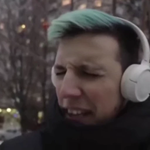 🎧 Стикер «мазелов» для Telegram