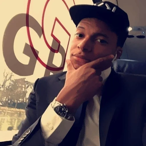 🐢 Стикер «Kylian Mbappe» для Telegram