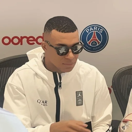 🐢 Стикер «Kylian Mbappe» для Telegram