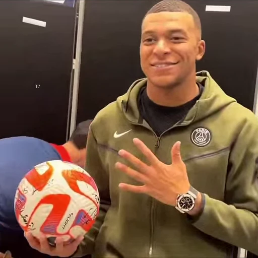 🐢 Стикер «Mbappé» для Telegram