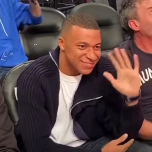 🐢 Стикер «Mbappé» для Telegram