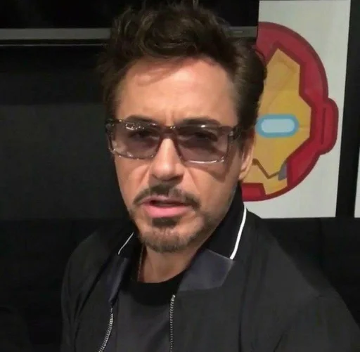 😎 Стикер «MCU» для Telegram