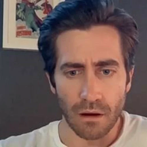 😦 Стикер «MCU» для Telegram