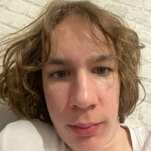 😏 Стикер «медведь наш батя» для Telegram