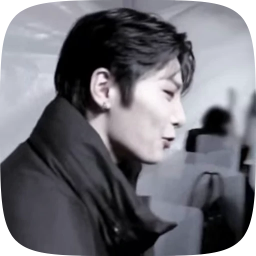 🥵 Стикер «(()¡JEONGIN» для Telegram