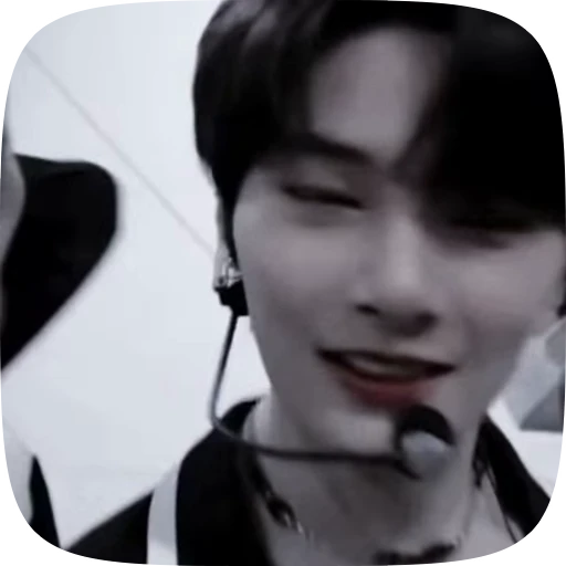 🥵 Стикер «(()¡JEONGIN» для Telegram