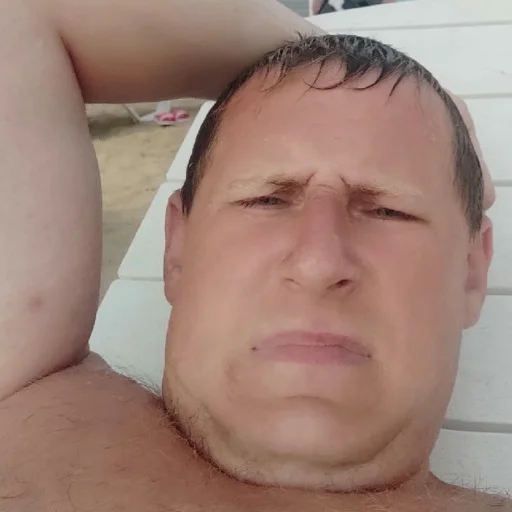 🤢 Стикер «Memorable faces» для Telegram
