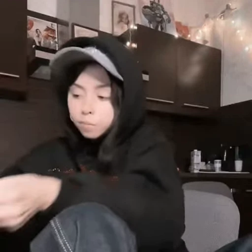 🍣 Стикер «⭑🍣``𝖽𝗈𝗋𝖺 𝖻𝗒» для Telegram