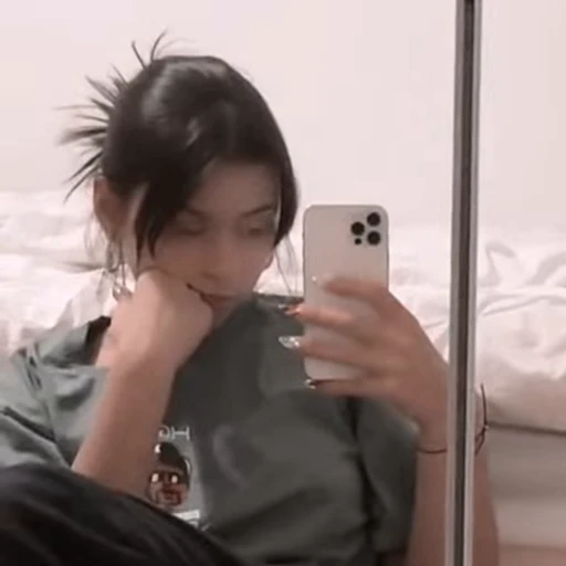 🍣 Стикер «⭑🍣``𝖽𝗈𝗋𝖺 𝖻𝗒» для Telegram