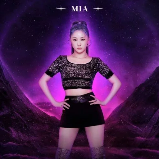 🪐 Стикер «Mia from EVERGLOW» для Telegram