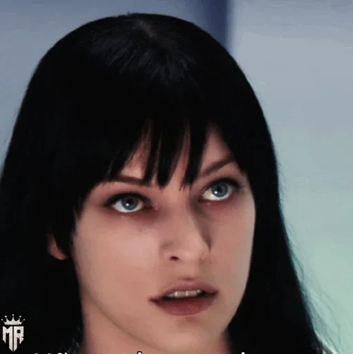😯 Стикер «Mila Jovovich» для Telegram